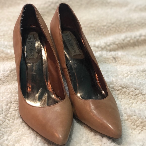 Steve Madden Tan Leather Heels - Picture 1 of 5